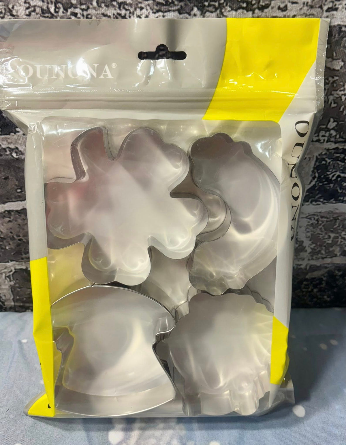 METAL COOKIE CUTTER SET