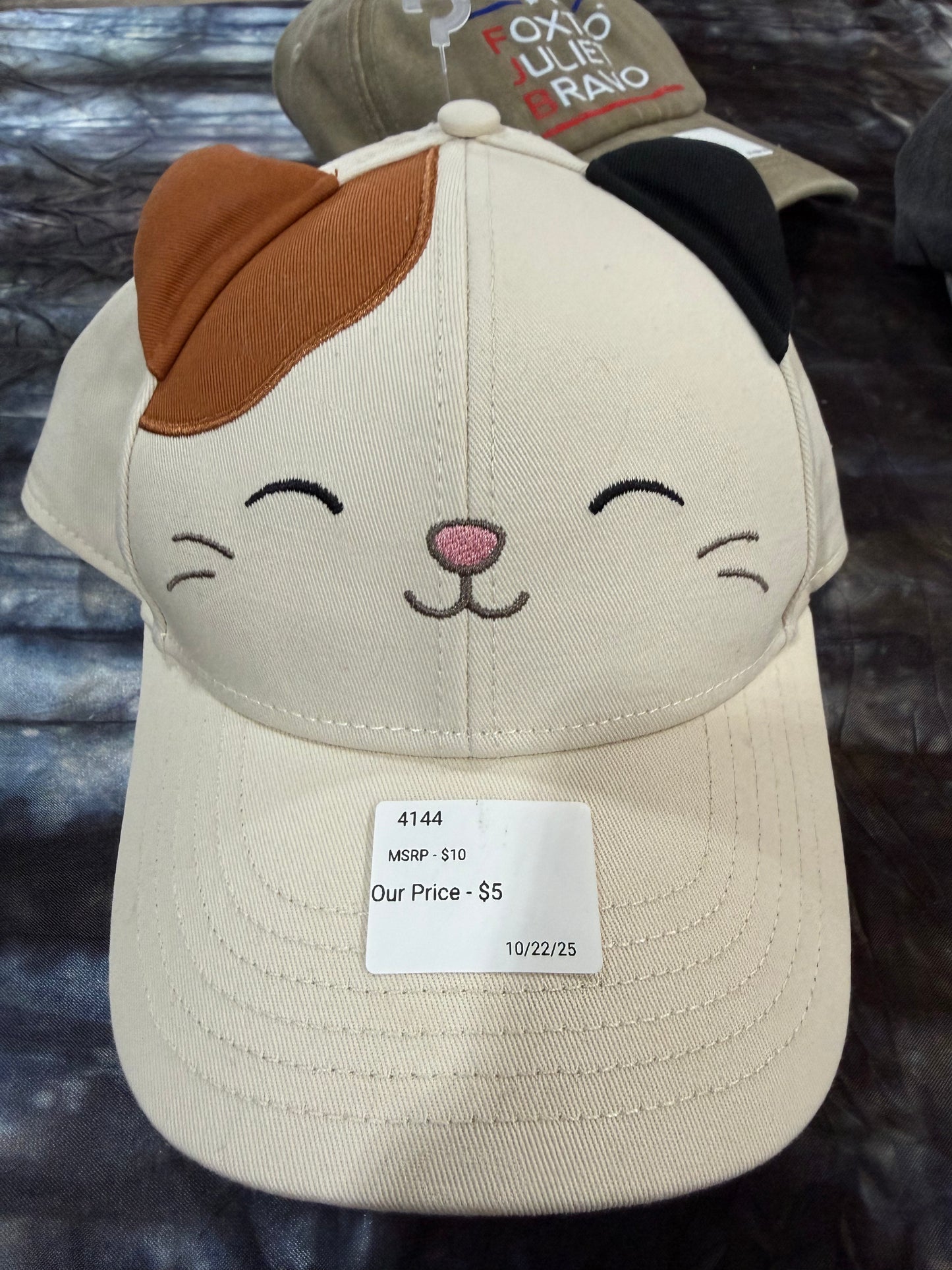 $ 5 hats