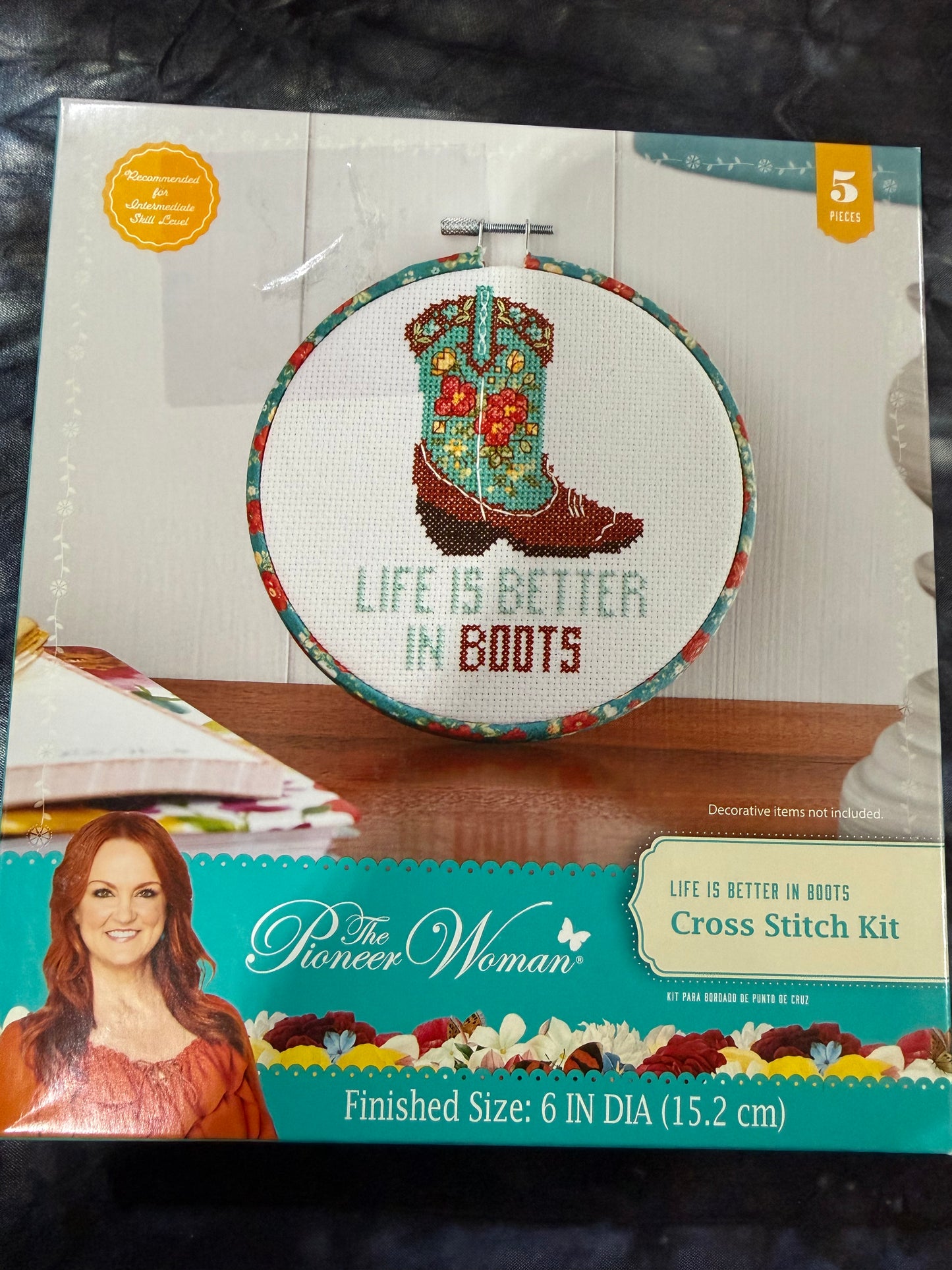 3 Embroidery Kits