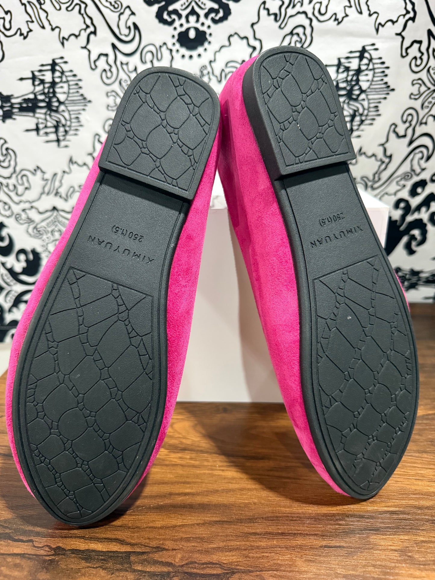 Round Toe Flats