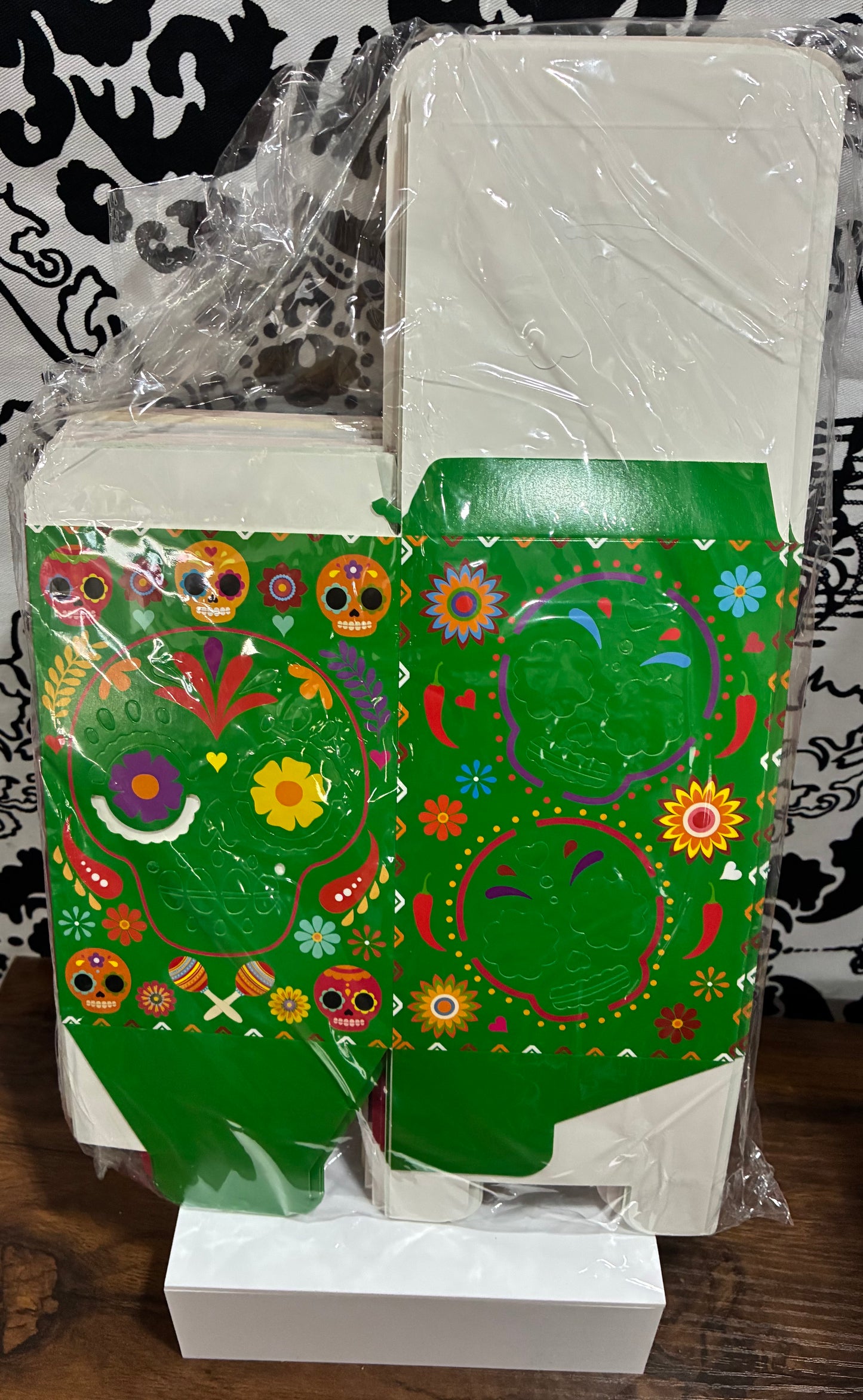 Furbeko Day of the Dead Sugar Skull ,Paper Luminary Candle Holder/ 48 Treat Boxes