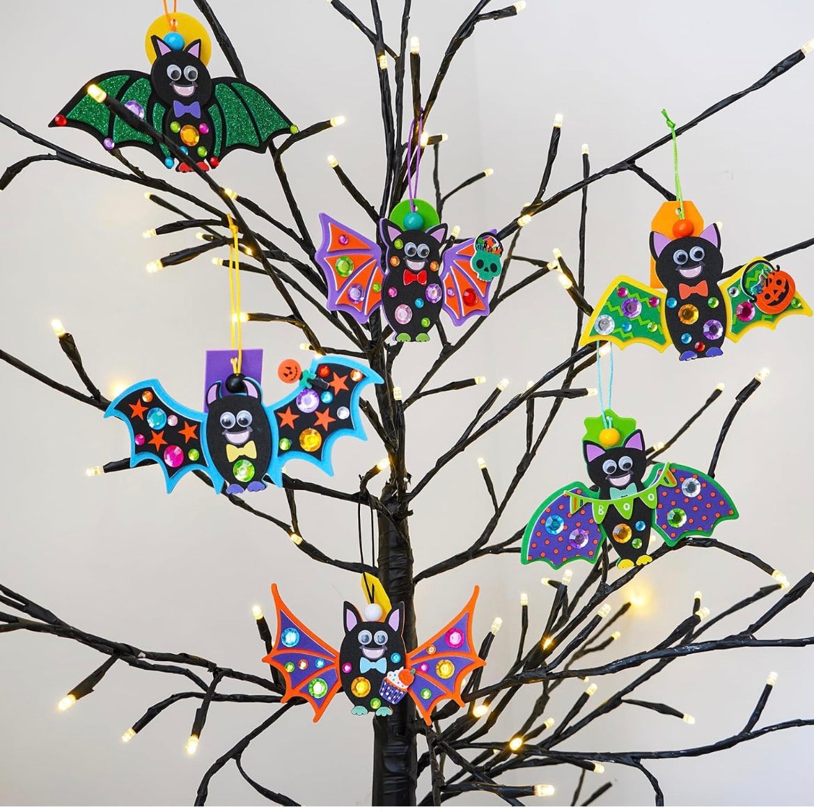 Winlyn 24 Sets Halloween Craft Kits - DIY Bat Ornaments