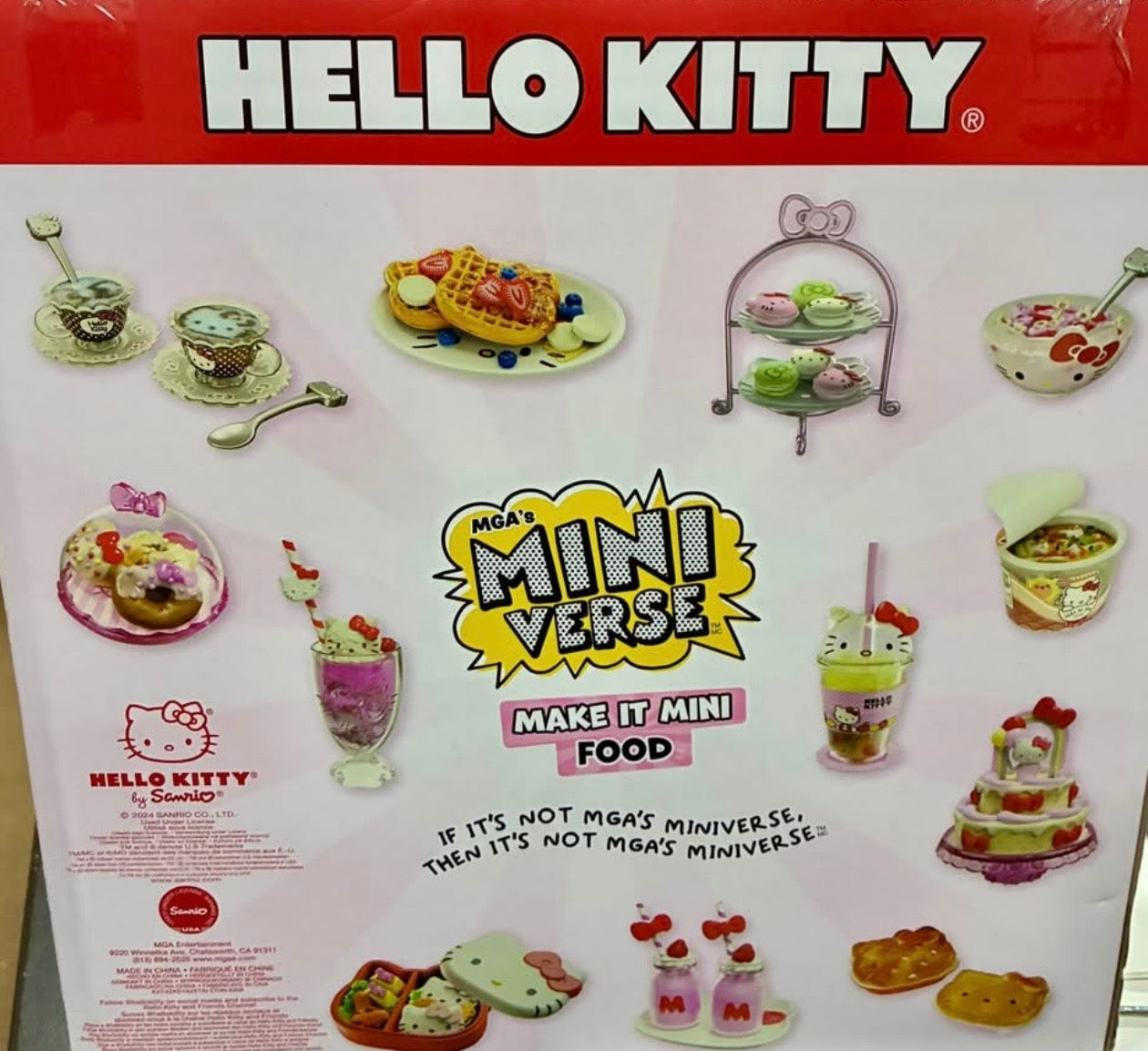 HELLO KITTY DISPLAY BOX AND 5 BALLS