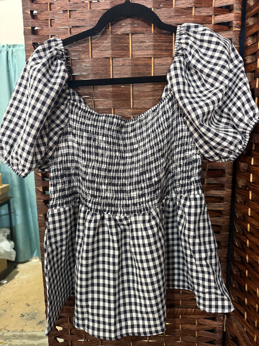 Ruffle Top