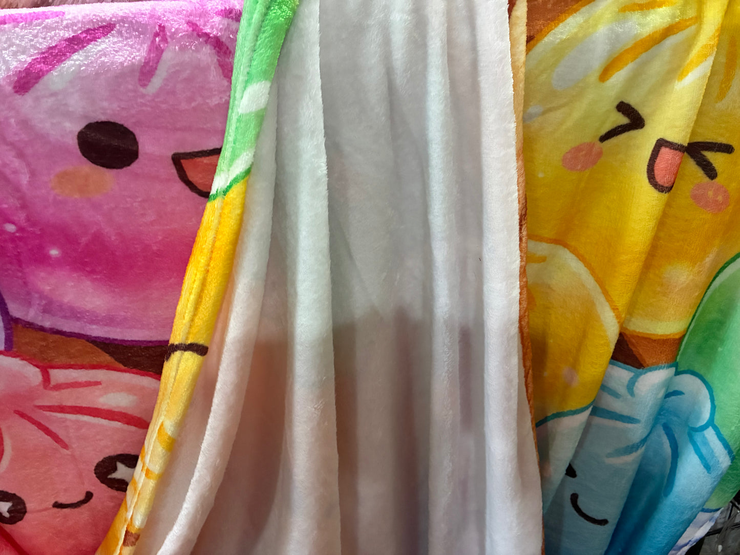 Cartoon Color Crystal Squishy Steamer Printed Flannel Blanket, Cozy