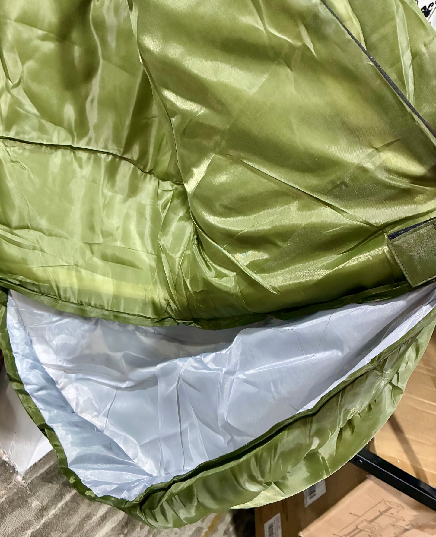 GREEN SLEEPING BAG