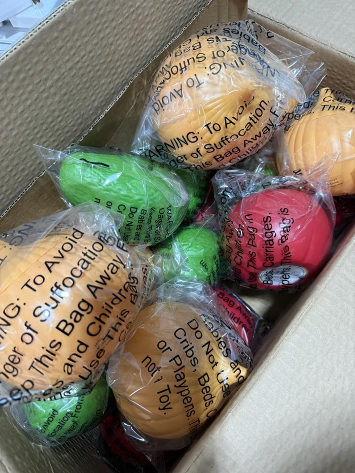 PLASTIC VEGETABLE HOLDERS