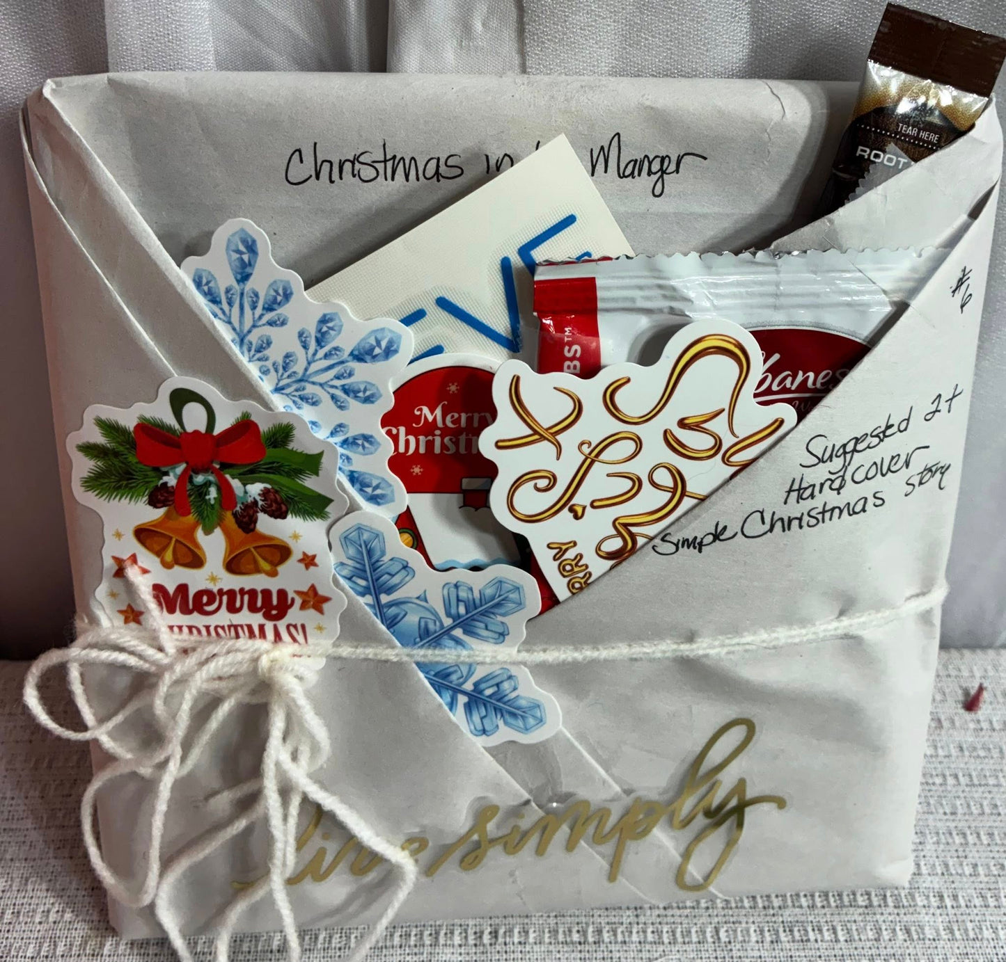 CHILDRENS BLIND DATE WITH A BOOK