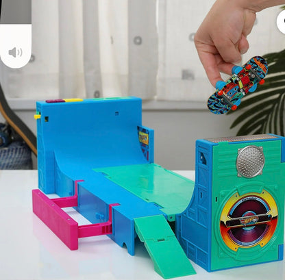Hot Wheels Skate Boombox Skate Park Playset