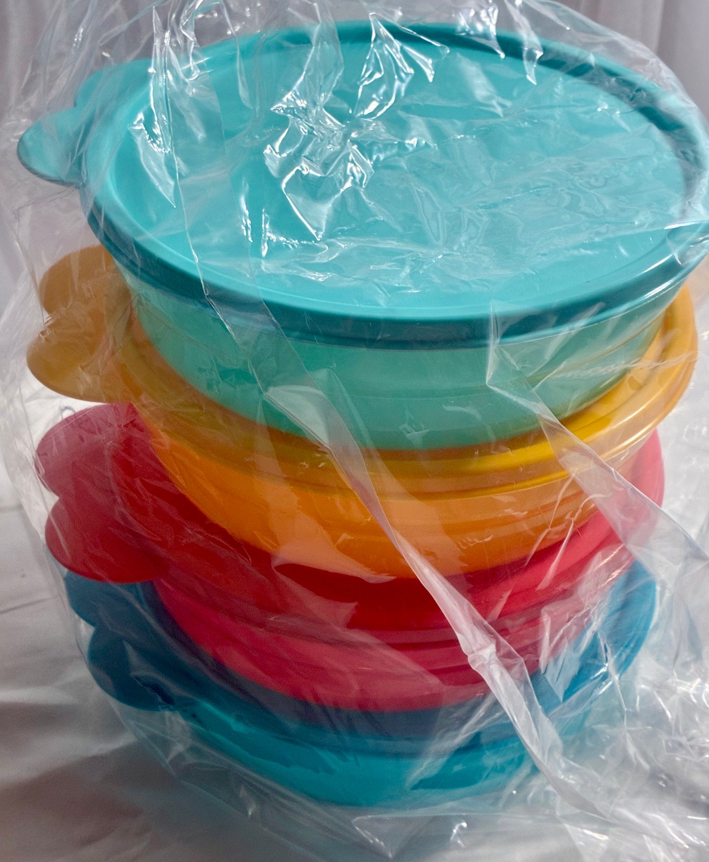 Tupperware Impressions Cereal Bowls 4 pc