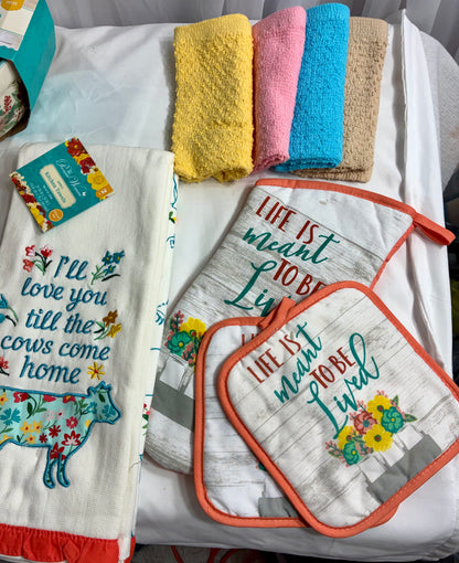 The Pioneer Woman Kitchen Towel -Set