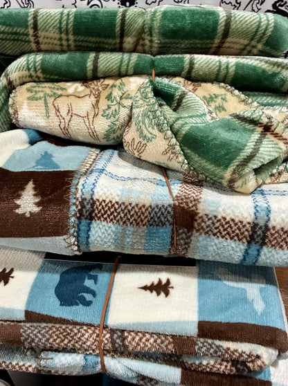 Lodge Cabin Reversible Plush Throw