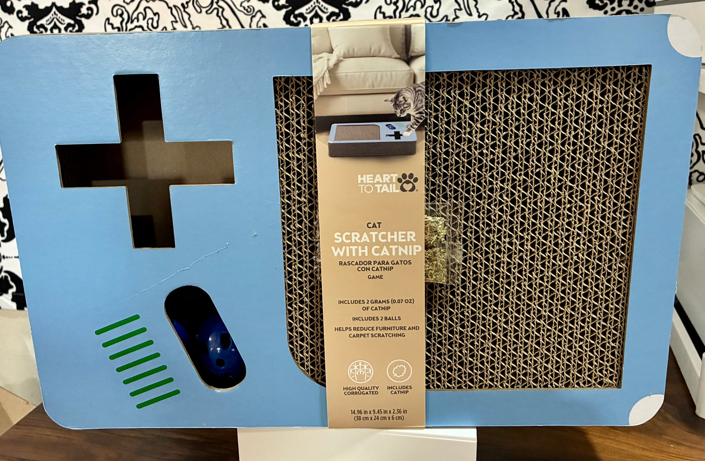Heart To Tail Cat Scratcher with Catnip, Video Game Look