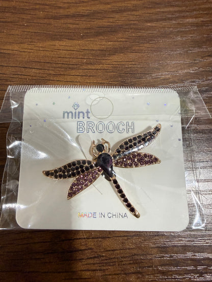 Various Brooches (Pins)