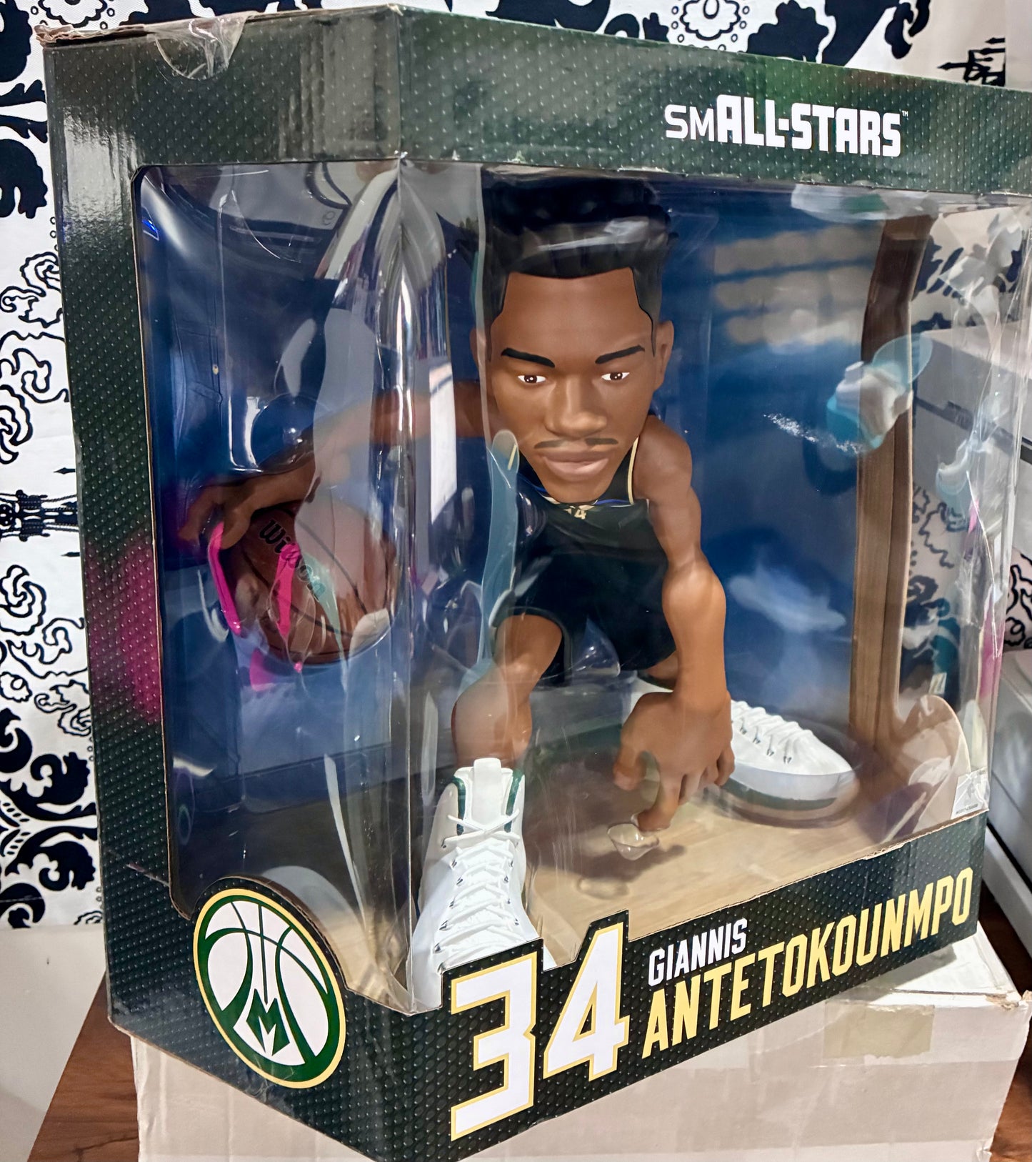 Giannis Antetokounmpo Milwaukee Bucks Small-Stars 12" Vinyl Figurine