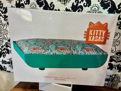 Small Kitty Kasas Penthaus Cat Bed