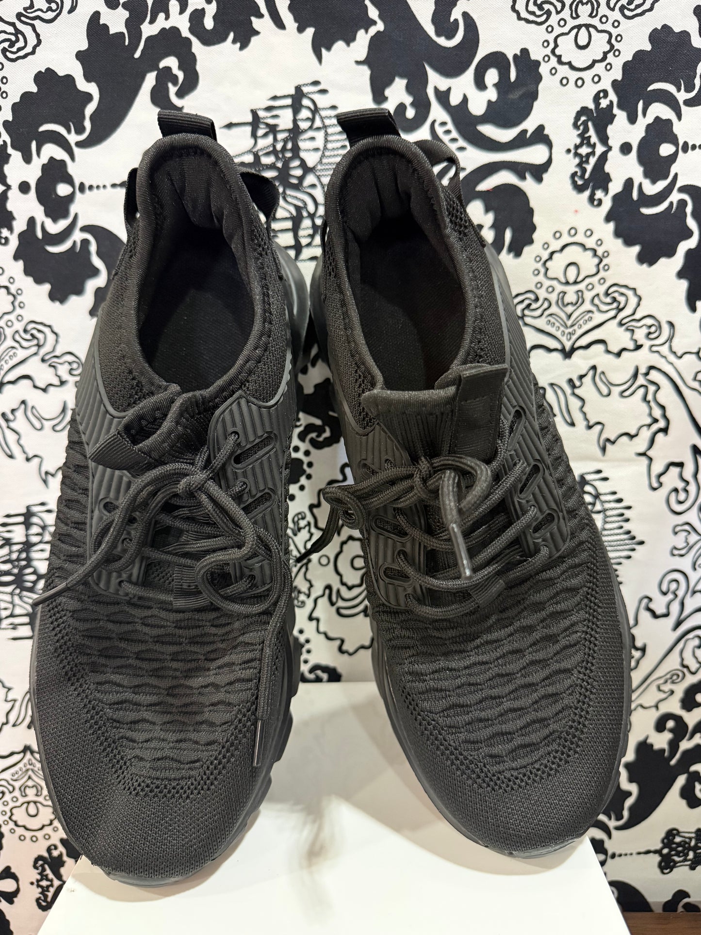 Men's Lightweight Sneakers