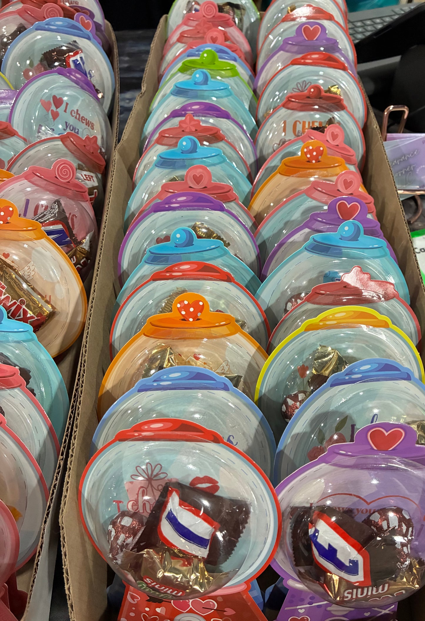 PREFILLED VALENTINE CANDY