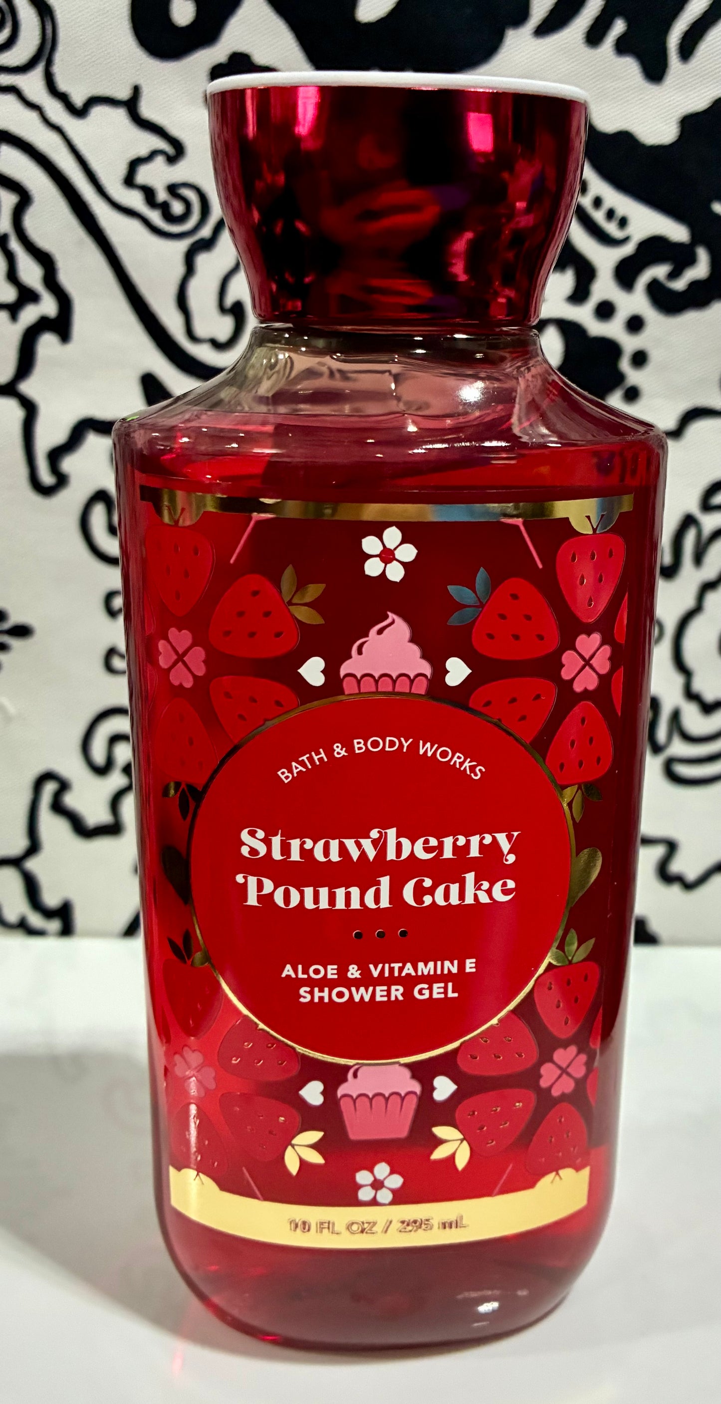 STRAWBERRY POUND CAKE ALOE @ VIT E SHOWER GEL