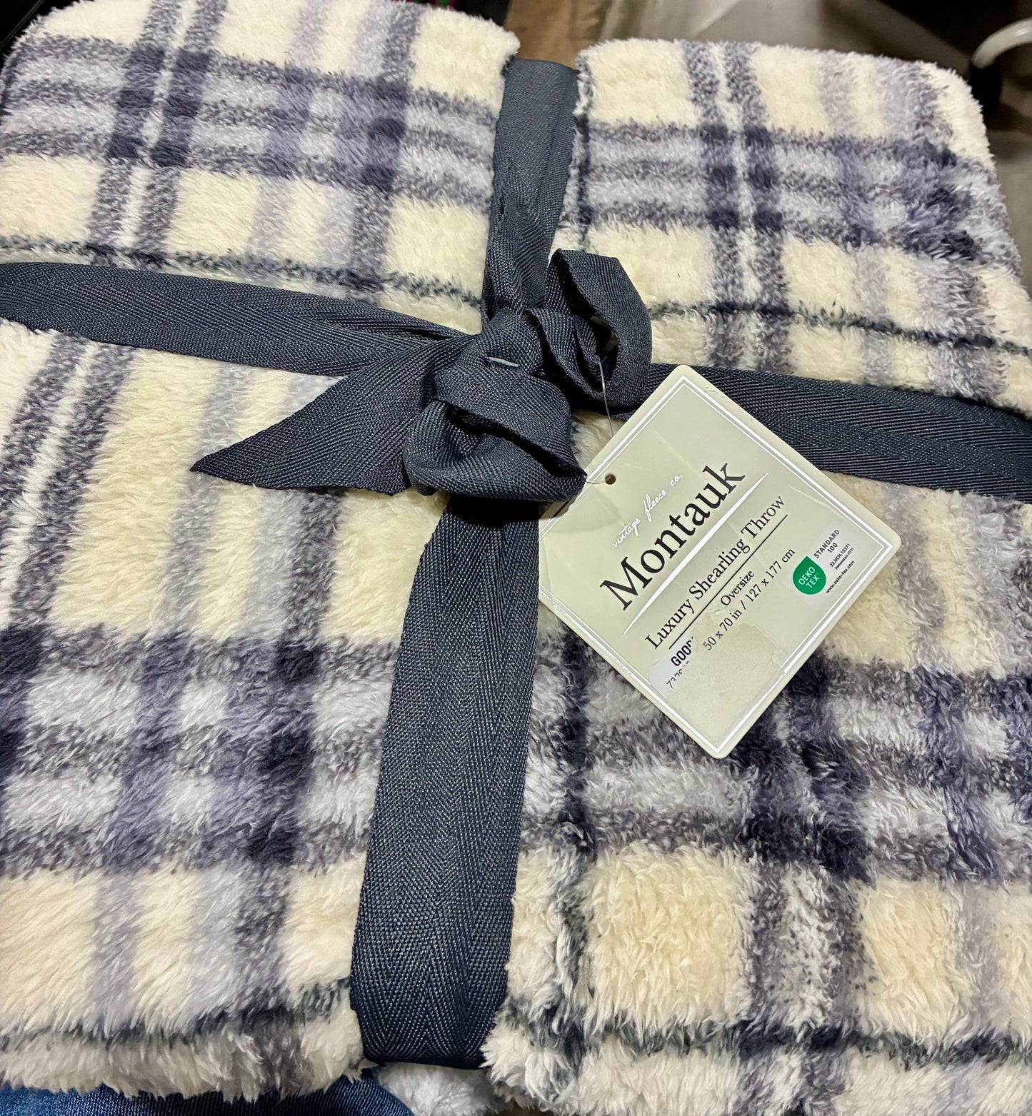 MONTAUK LUXURY SHEARLING THROW 50 X 70
