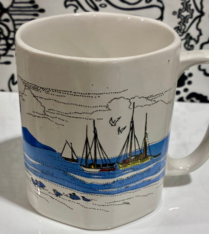 COLORFUL COFFEE MUGS