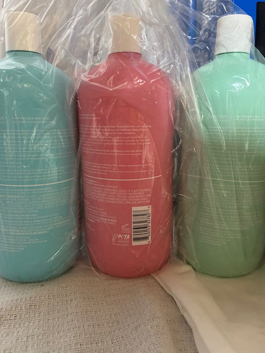 SET OF 3 BODY WASHES- FUNCTION OF BEAUTY