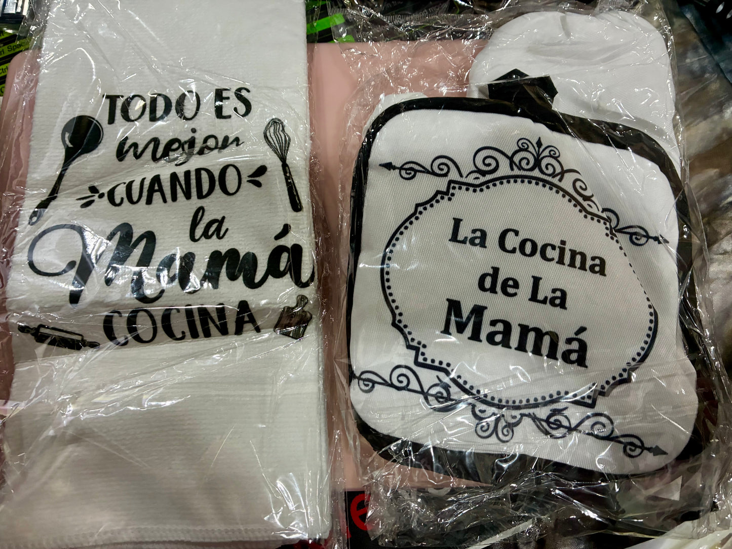 5 PC MAMA KITCHEN TOWEL SET
