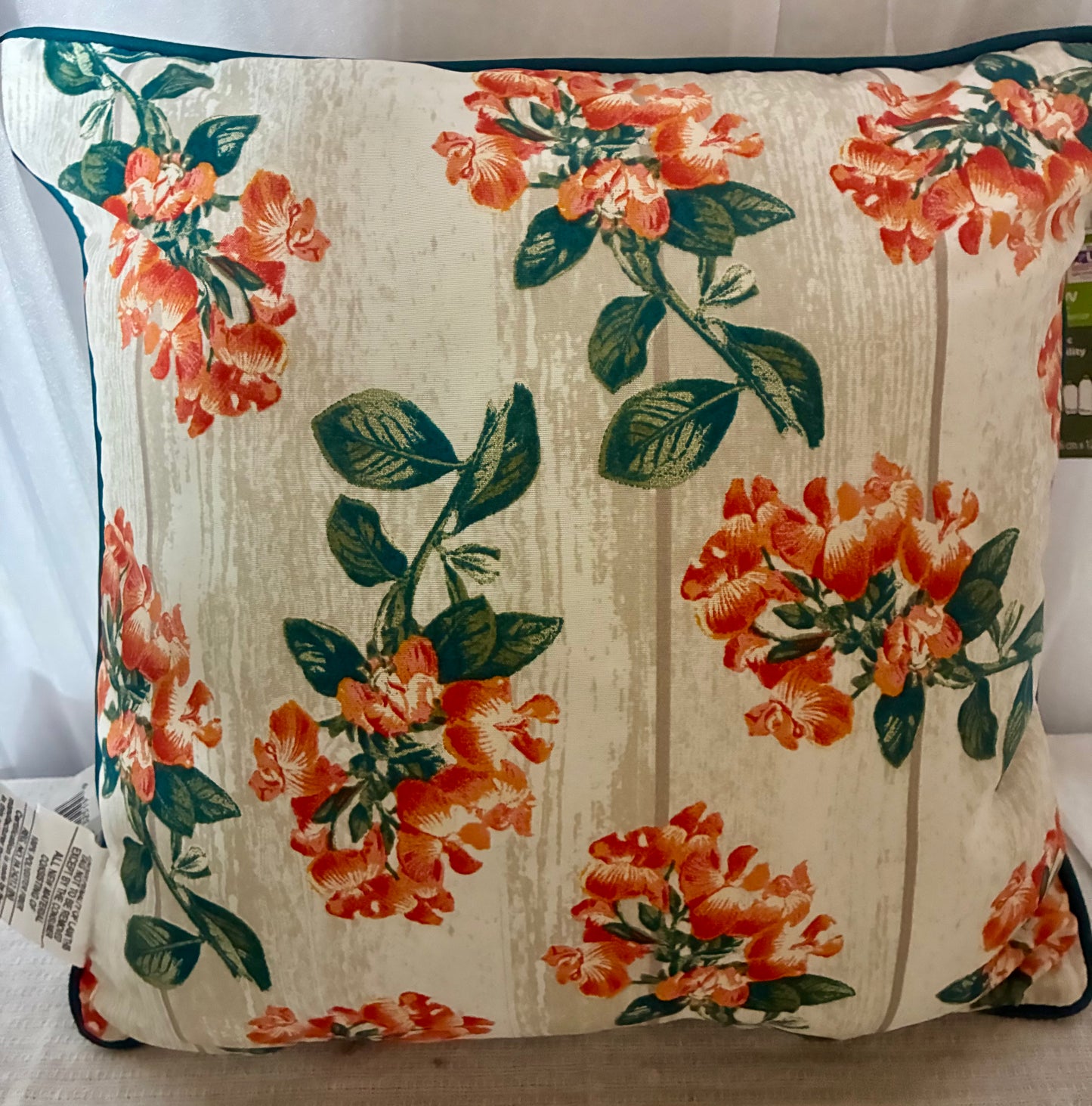 OUTDOOR REVERSIBLE THROW PILLOWS