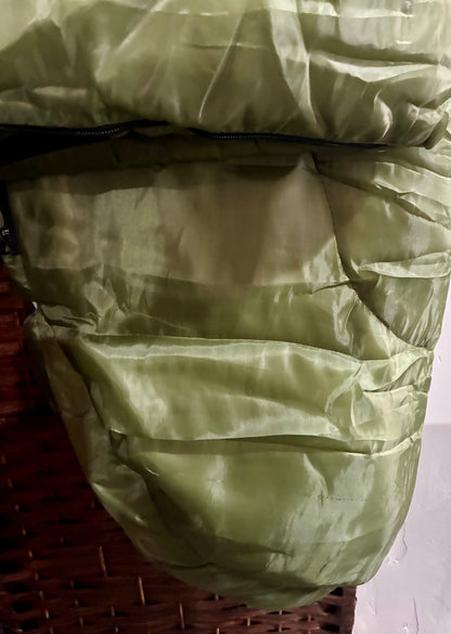 GREEN SLEEPING BAG