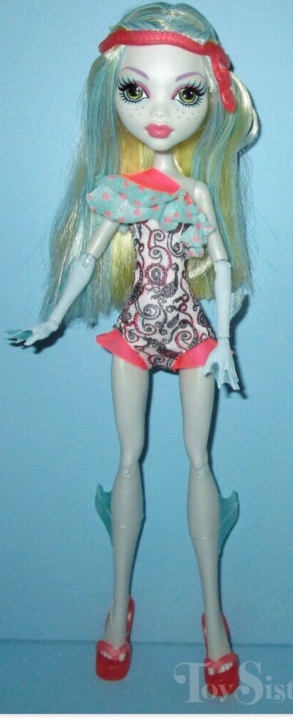 MONSTER HIGH DOLL /CARRY CASE