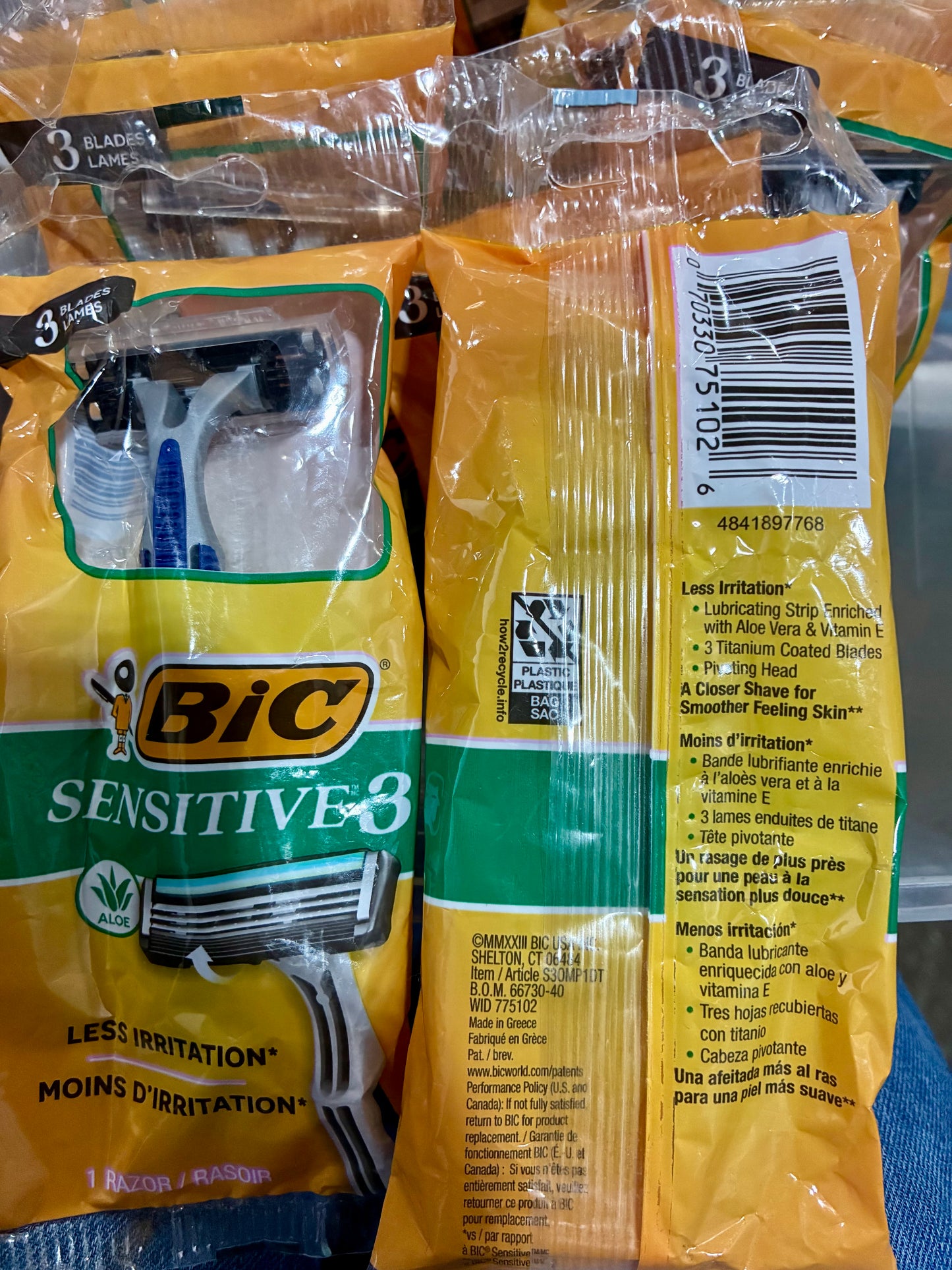 BIC SENSITIVE 3 SHAVER