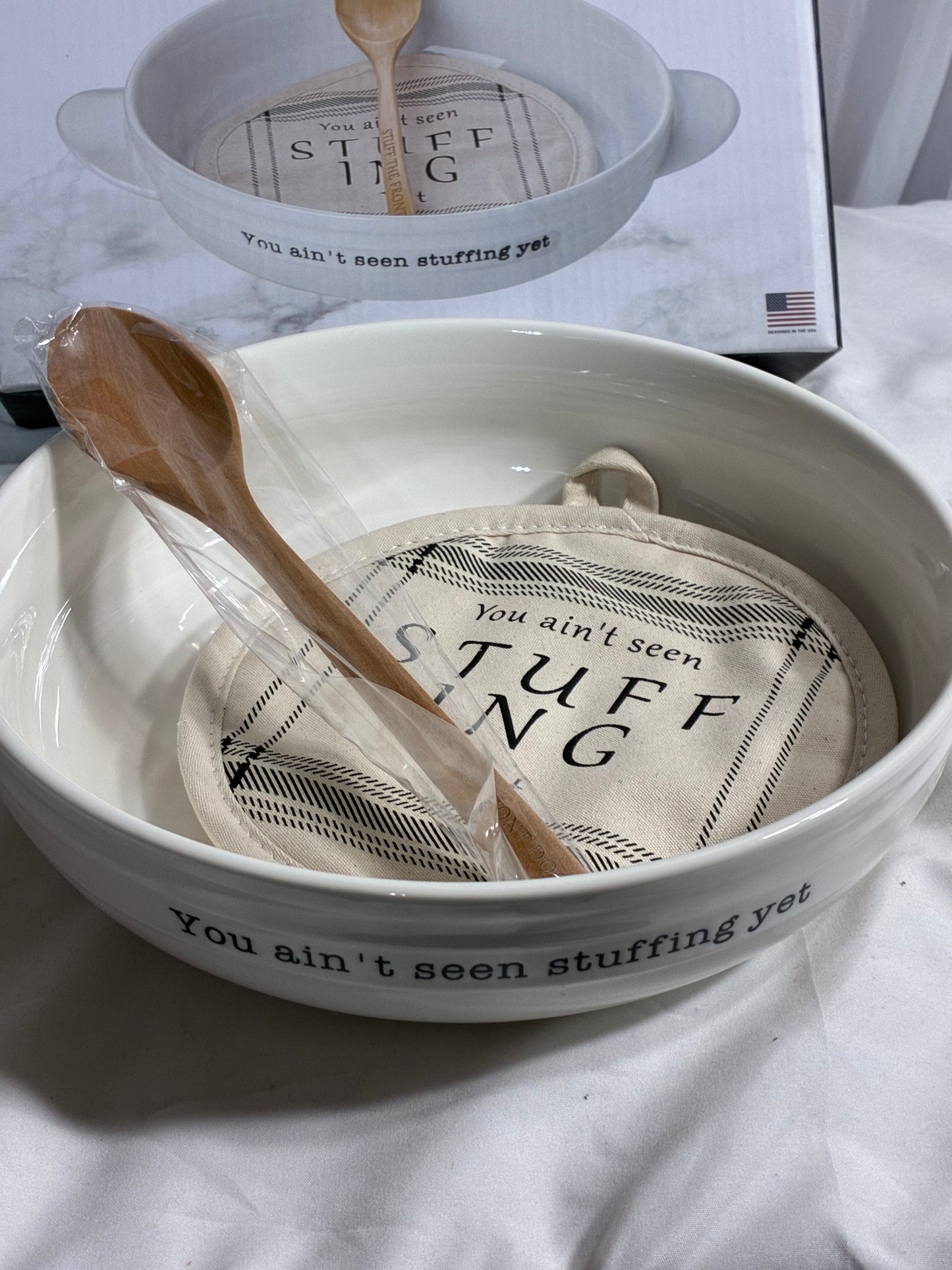 Mud Pie, White, Stuffing Dish & Pot Holder Set,