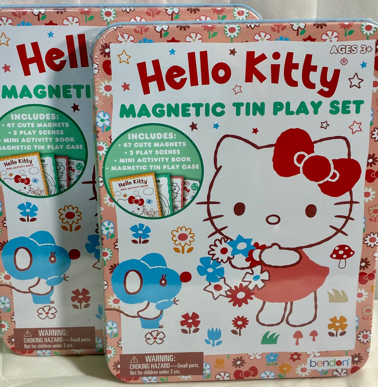 HELLO KITTY MAGNETIC TIN PLAY SET