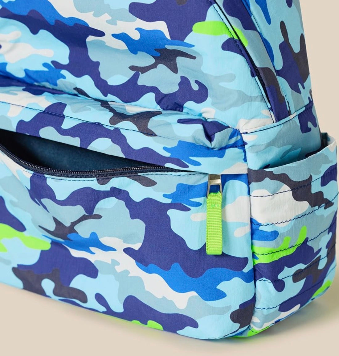 Amazon Essentials Unisex Kids' Backpack for Boys and Girls, Sky Blue Crazy Camo,