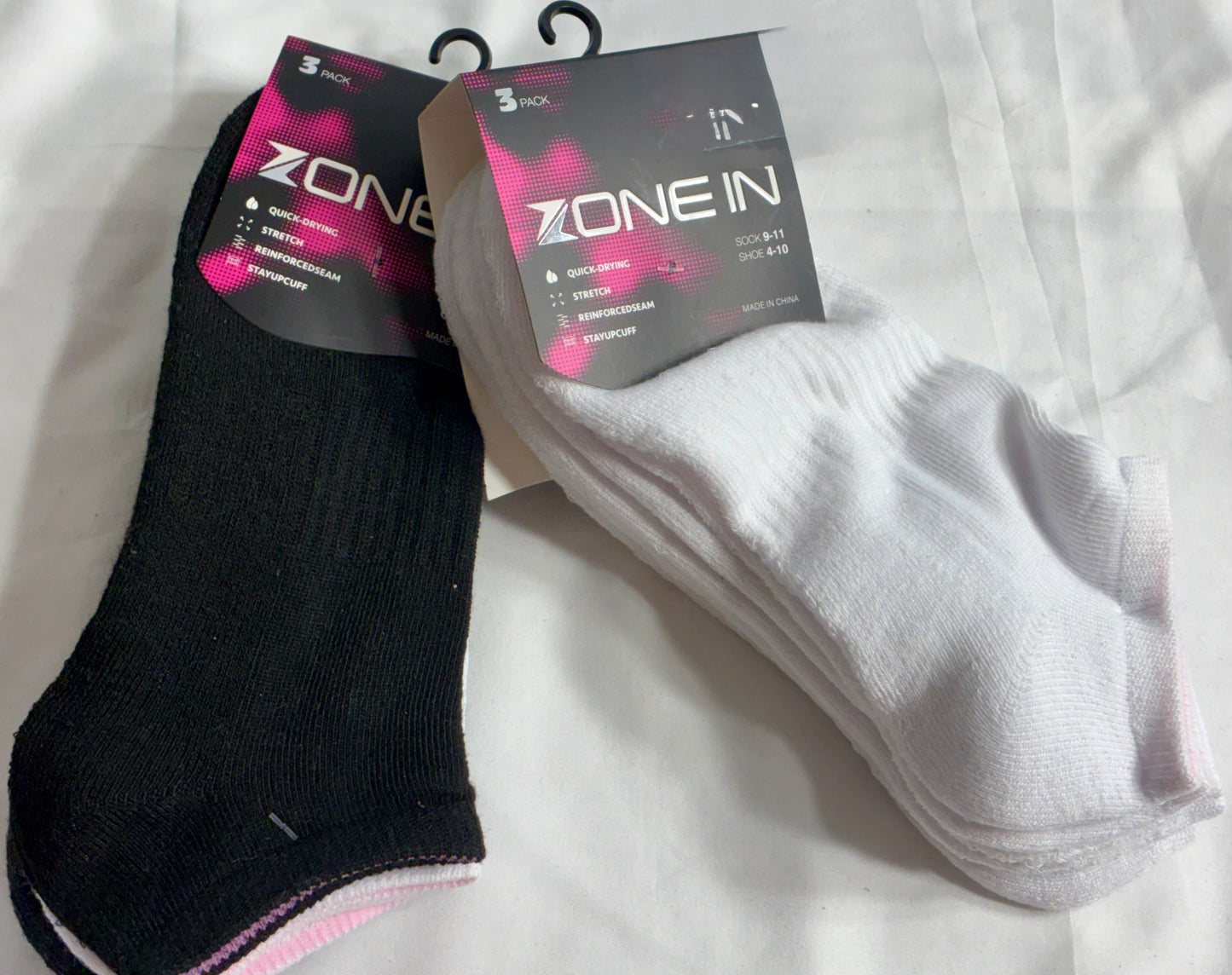 3-pack of Zone In - Athletic Socks.