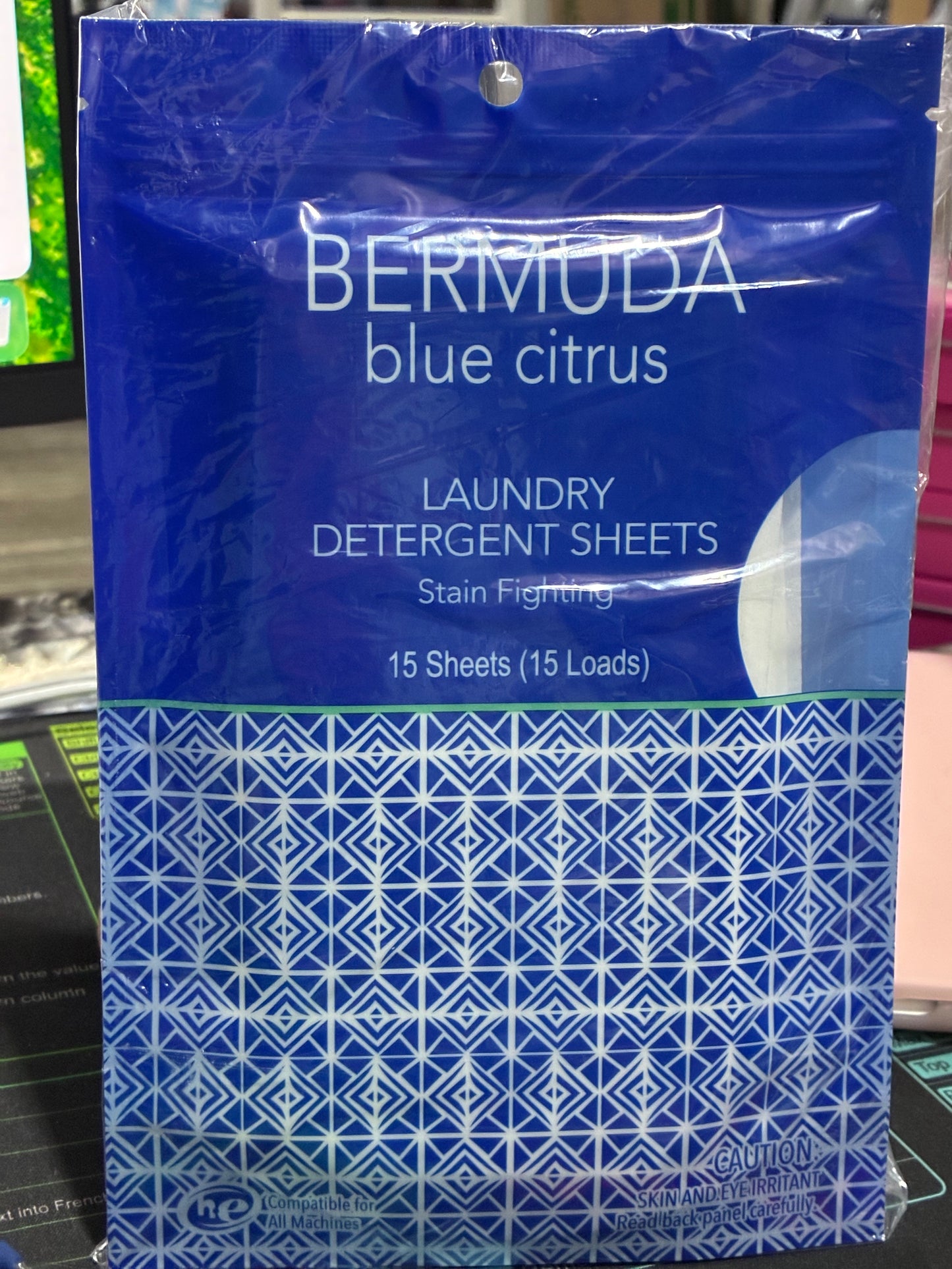 Bermuda Blue Citrus laundry detergent 15 sheets @ in wash scent booster 4.5oz